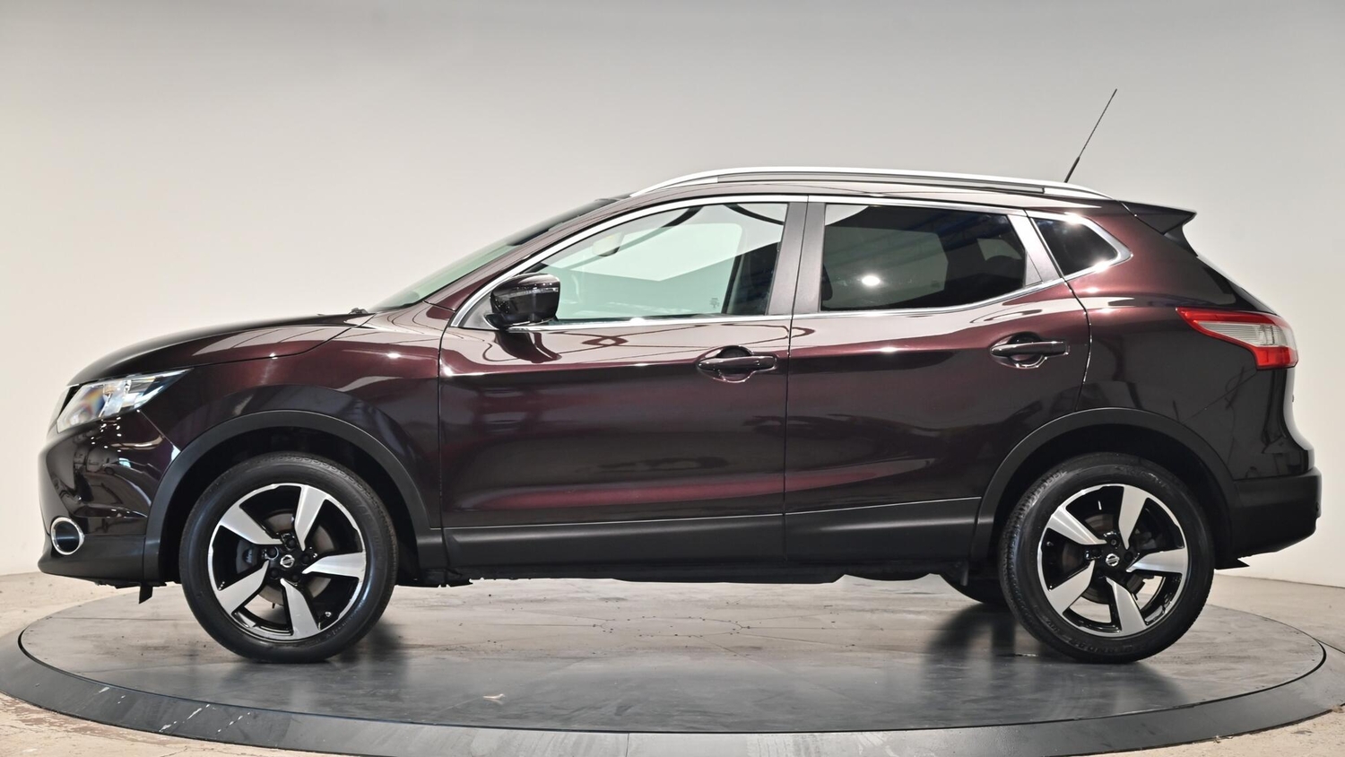 [ berth ]Nissan Qashqai