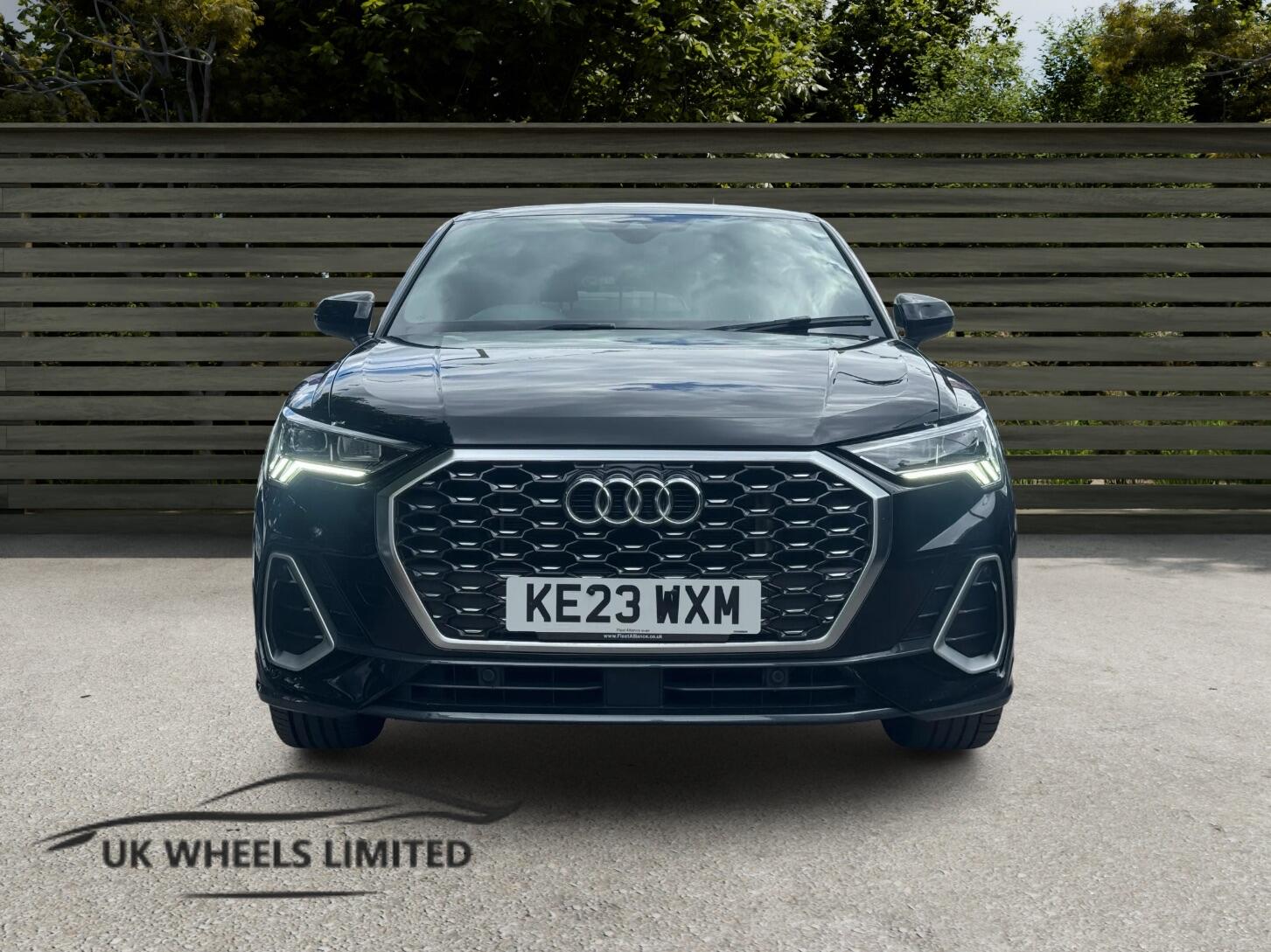 [ berth ]Audi Q3