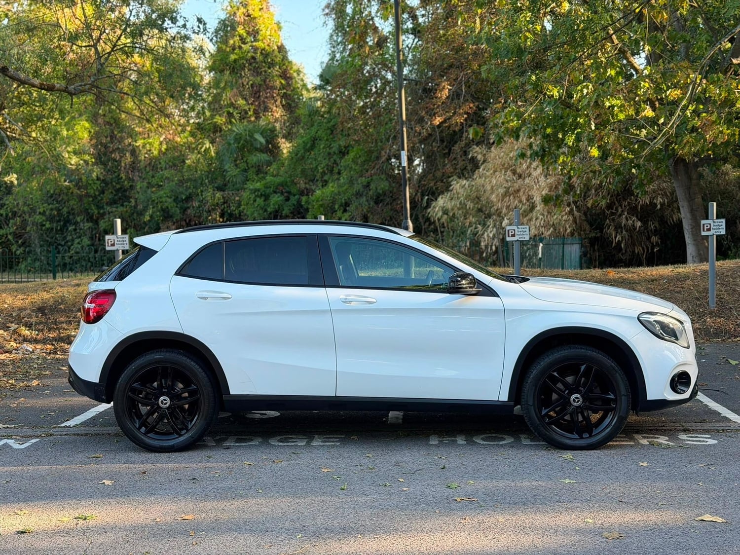 [ berth ]Mercedes-Benz GLA