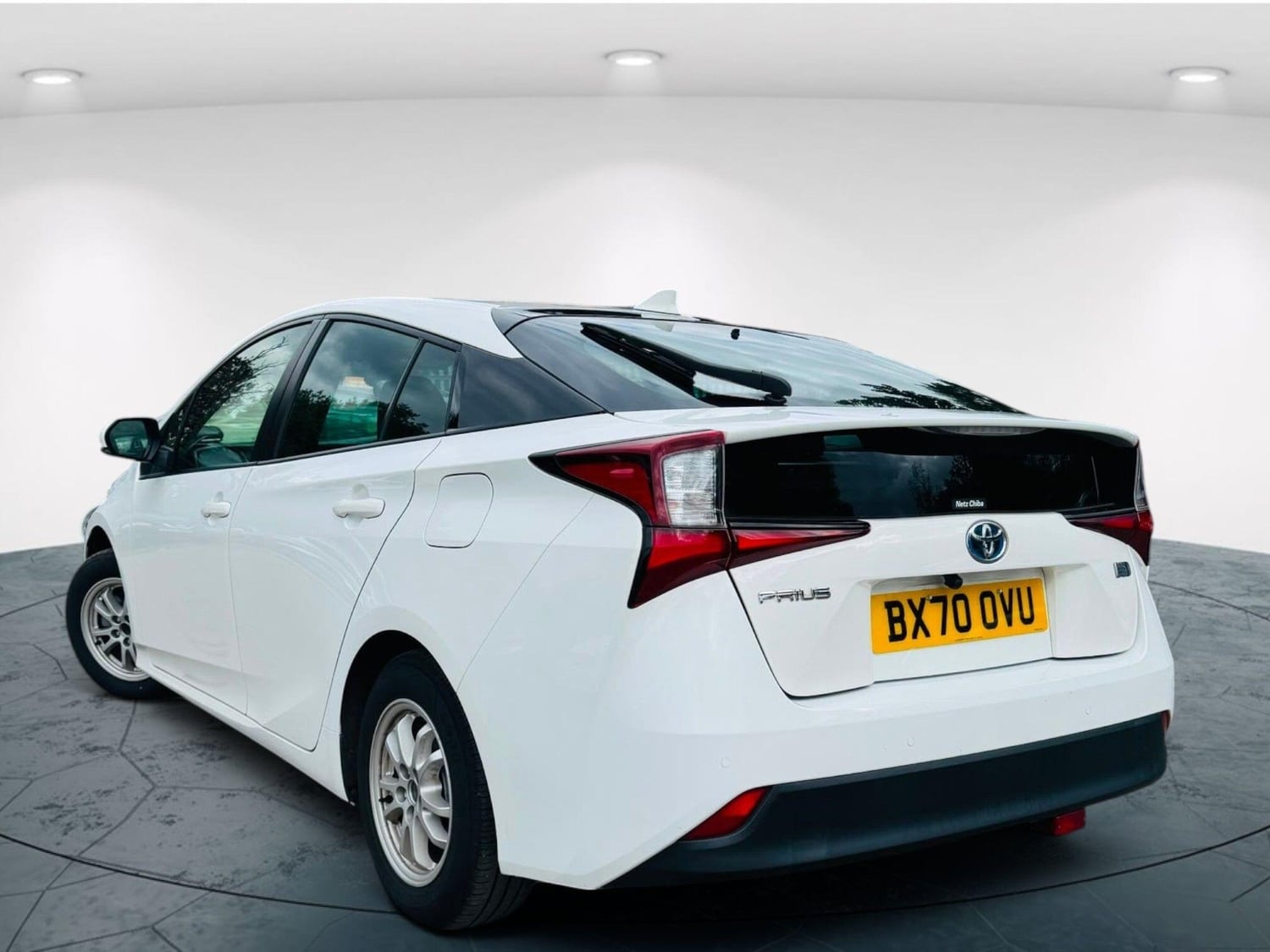 Toyota Prius 2021 - Cars