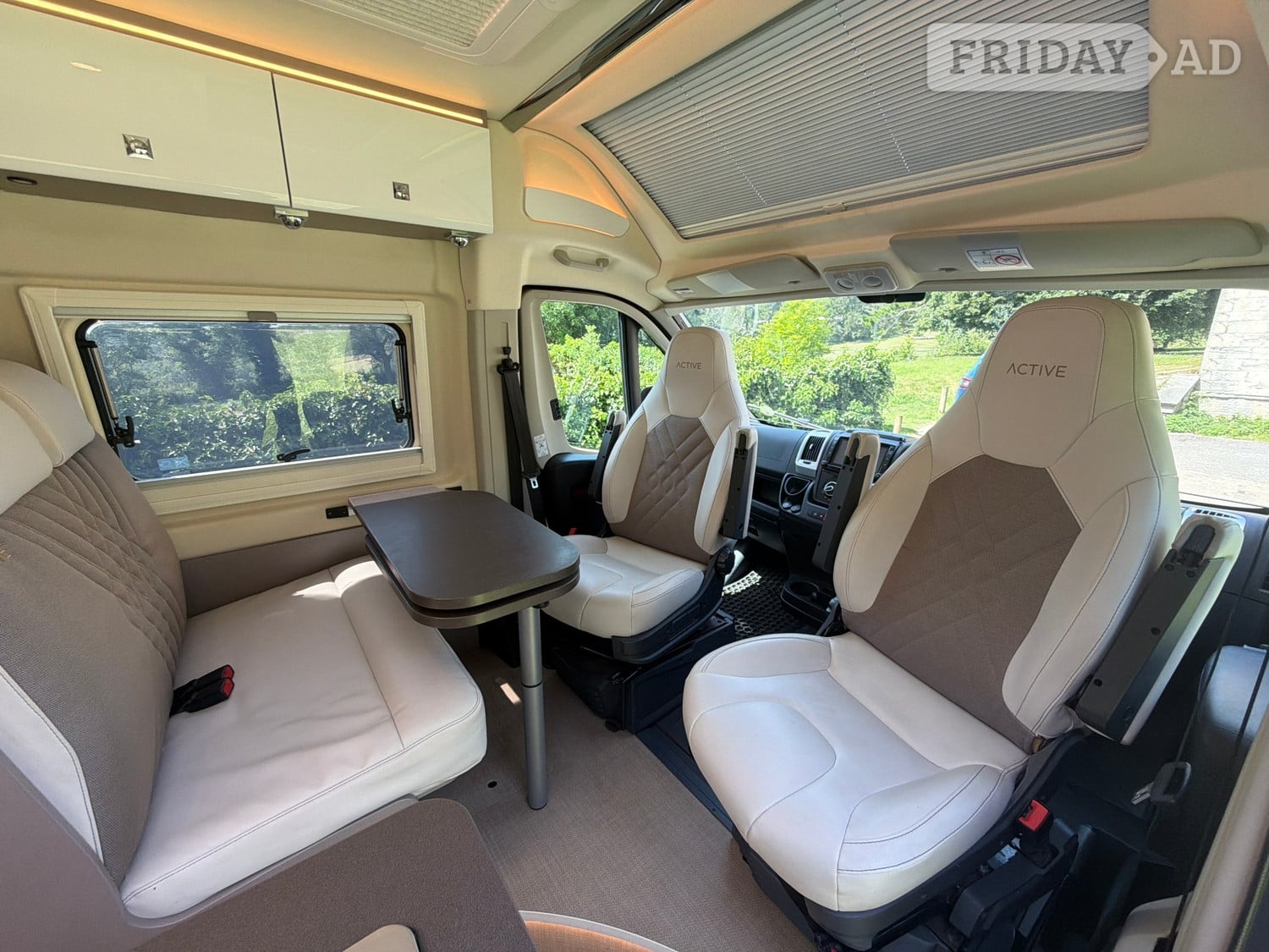 Burstner Eliseo Active C540 2022 - Motorhomes & Caravans