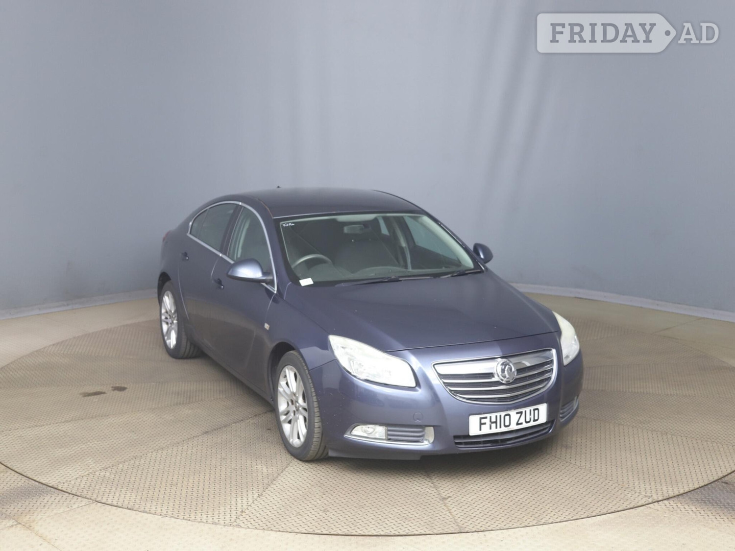 Vauxhall Insignia 2010 in Birmingham