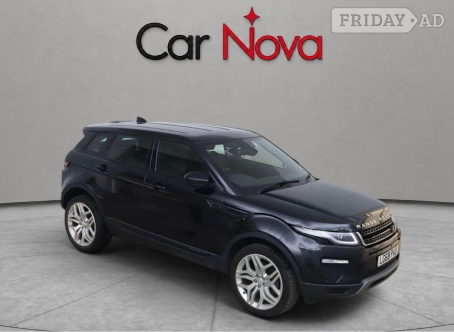 Land Rover Range Rover Evoque 2019 in Staines