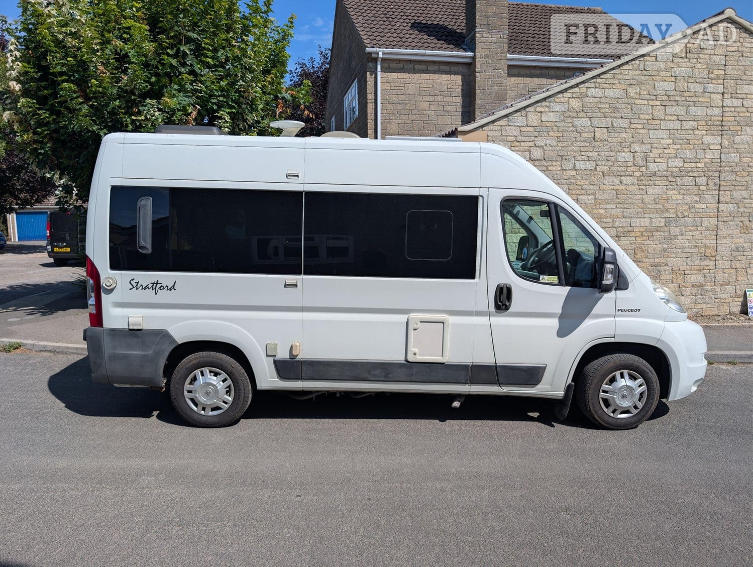 [2 berth ]Auto-Sleepers Stratford