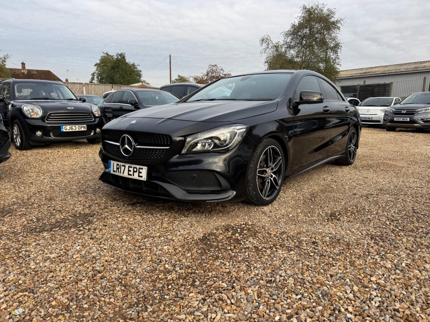 [ berth ]Mercedes-Benz CLA Class