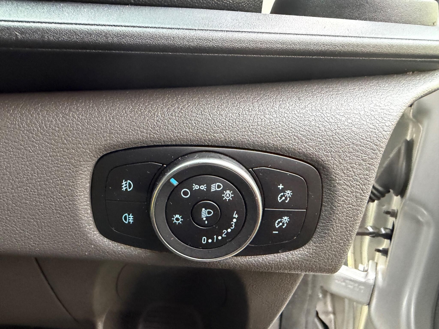 Ford Transit Custom 2022 - Vans & Commercial Vehicles