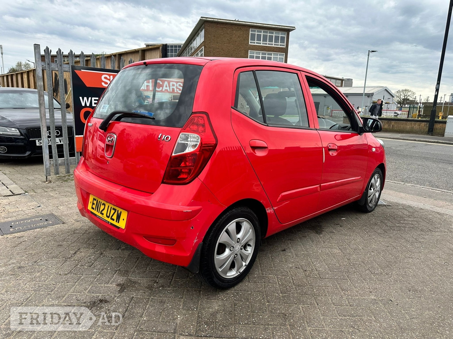 Hyundai i10 2012 - Cars in Slough