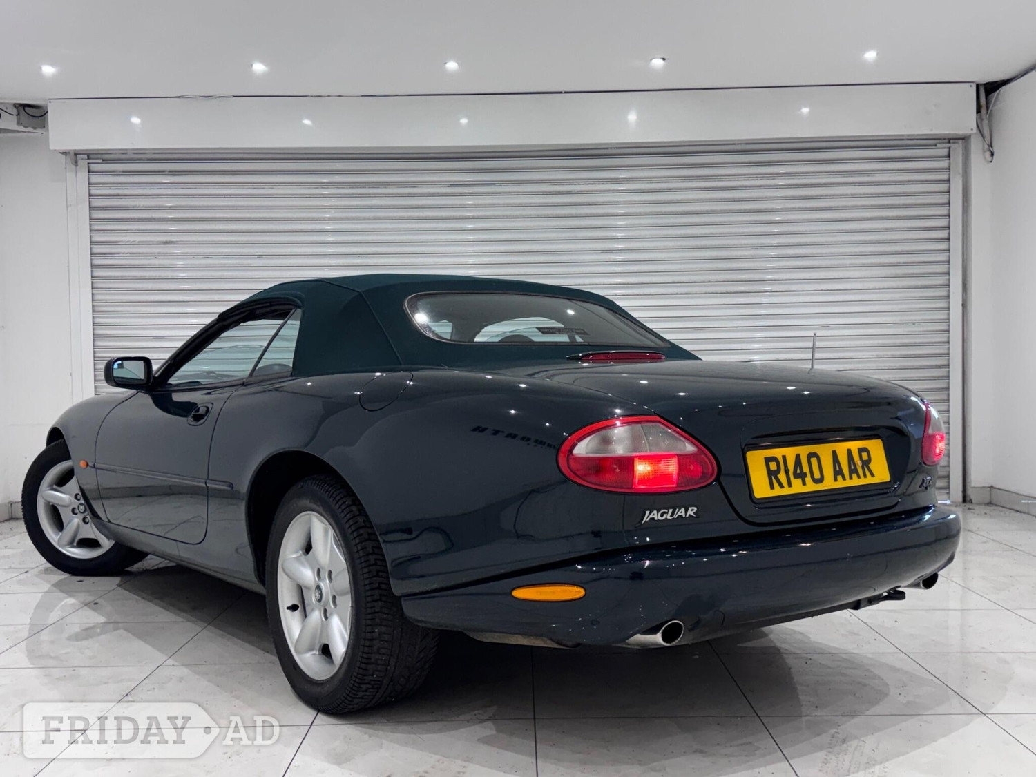 [ berth ]Jaguar XK8