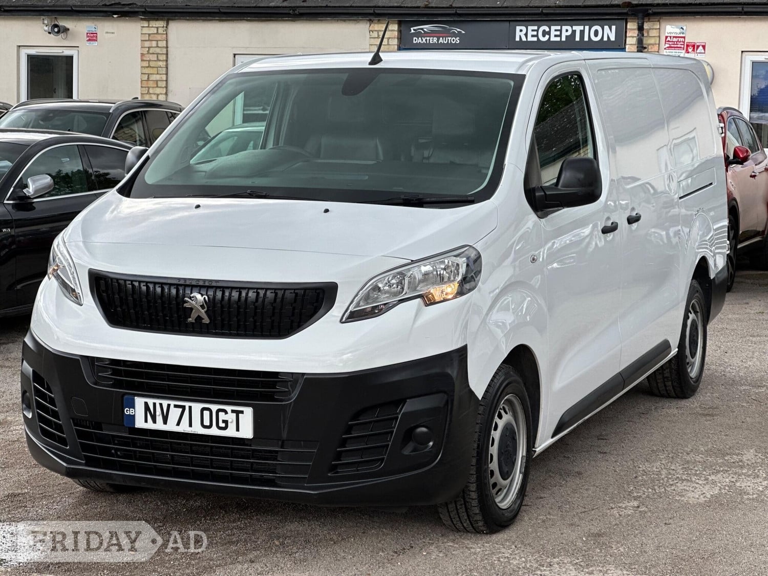 [ berth ]Peugeot Expert