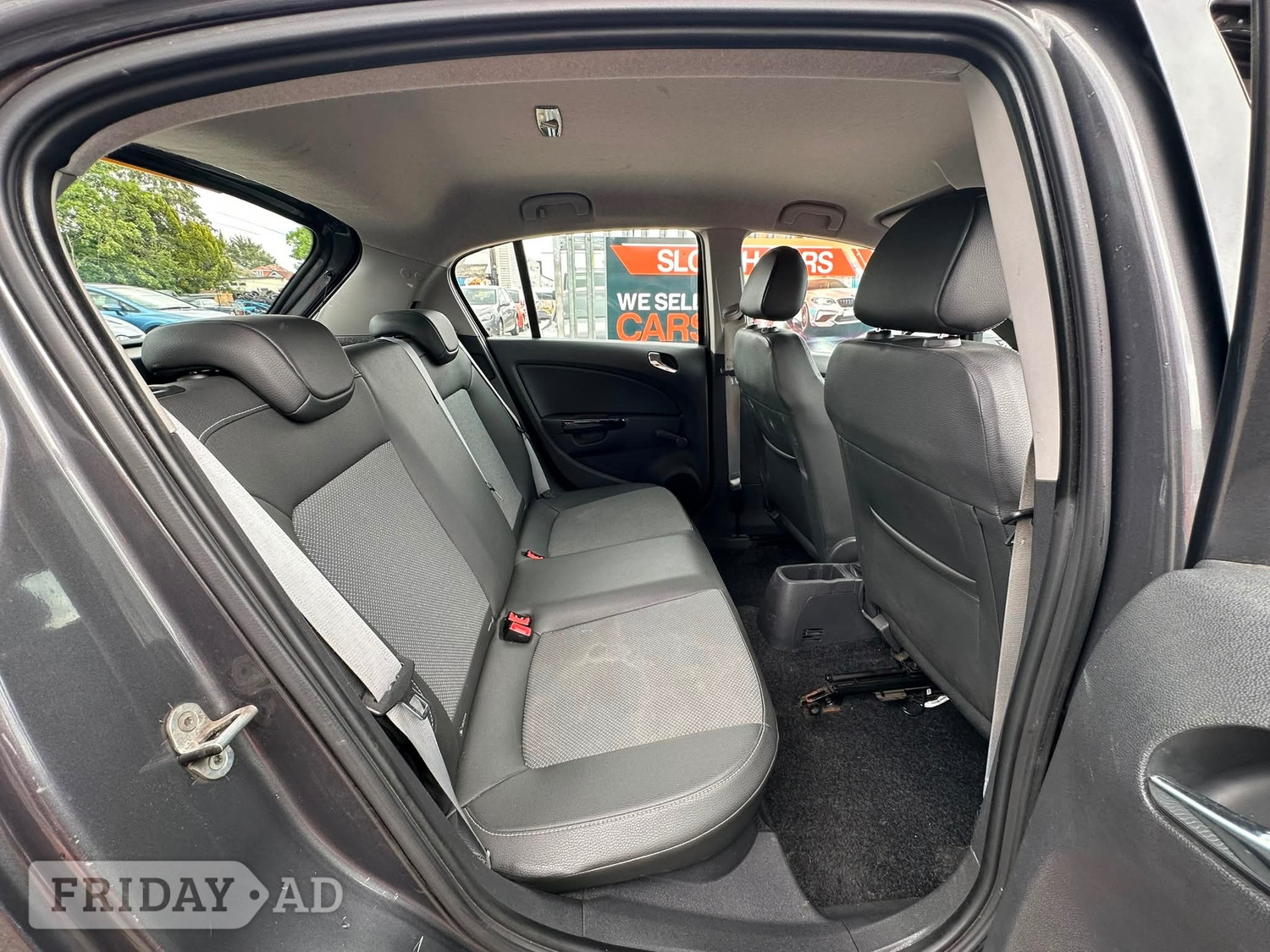 Vauxhall Corsa 2010 - Cars