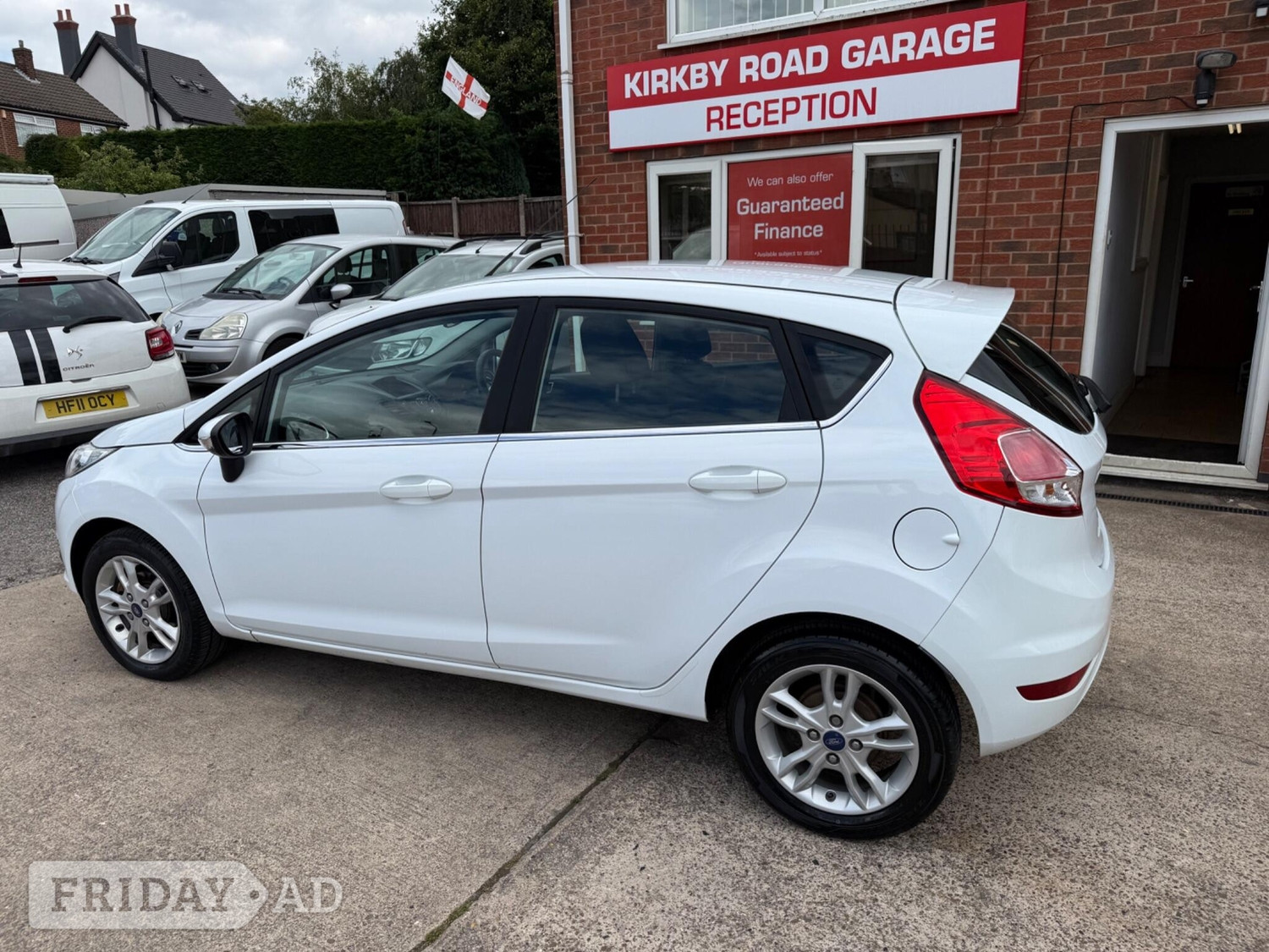 Ford Fiesta 2015 - Cars