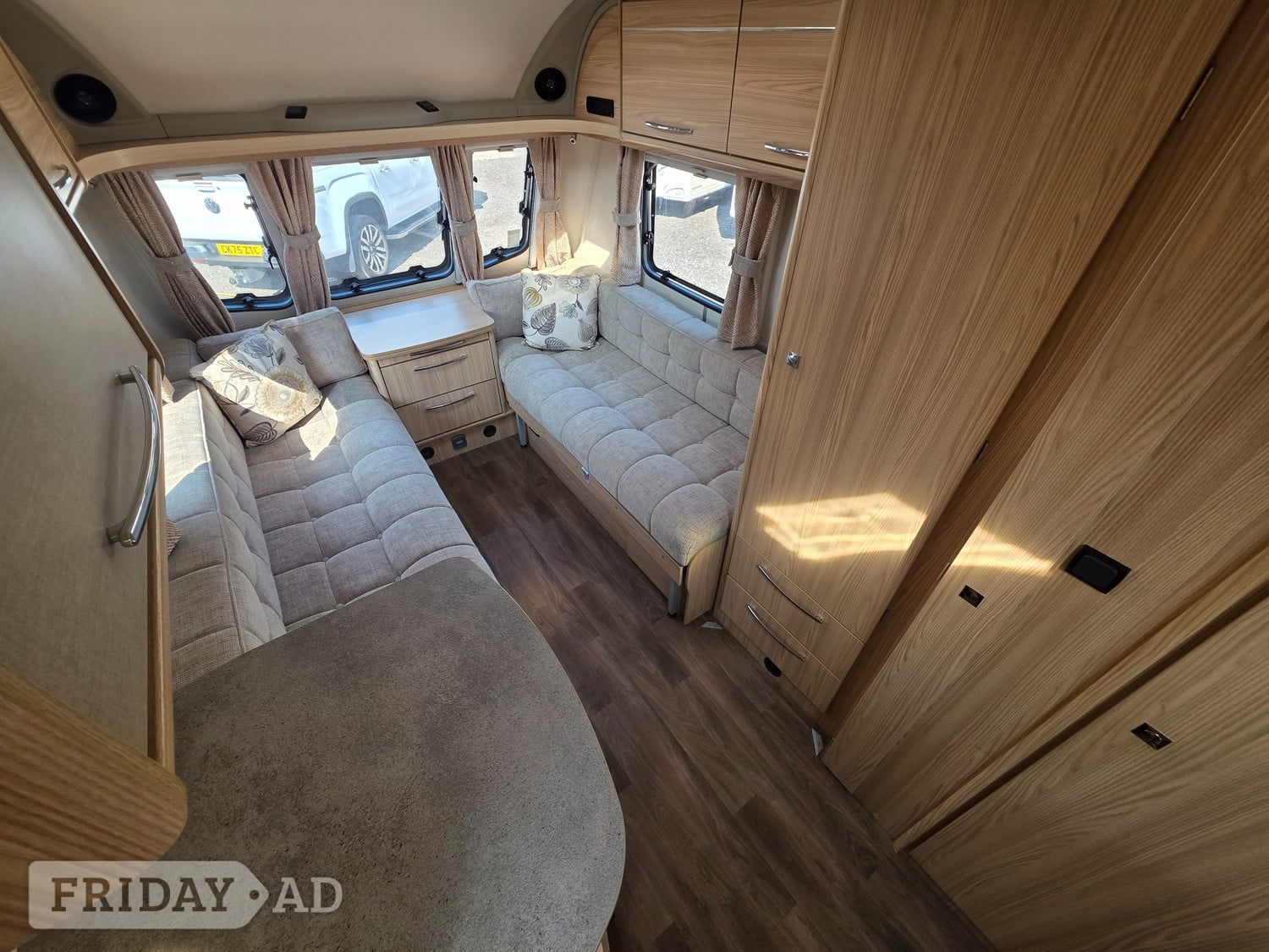 Coachman Vision 380 2015 - Motorhomes & Caravans