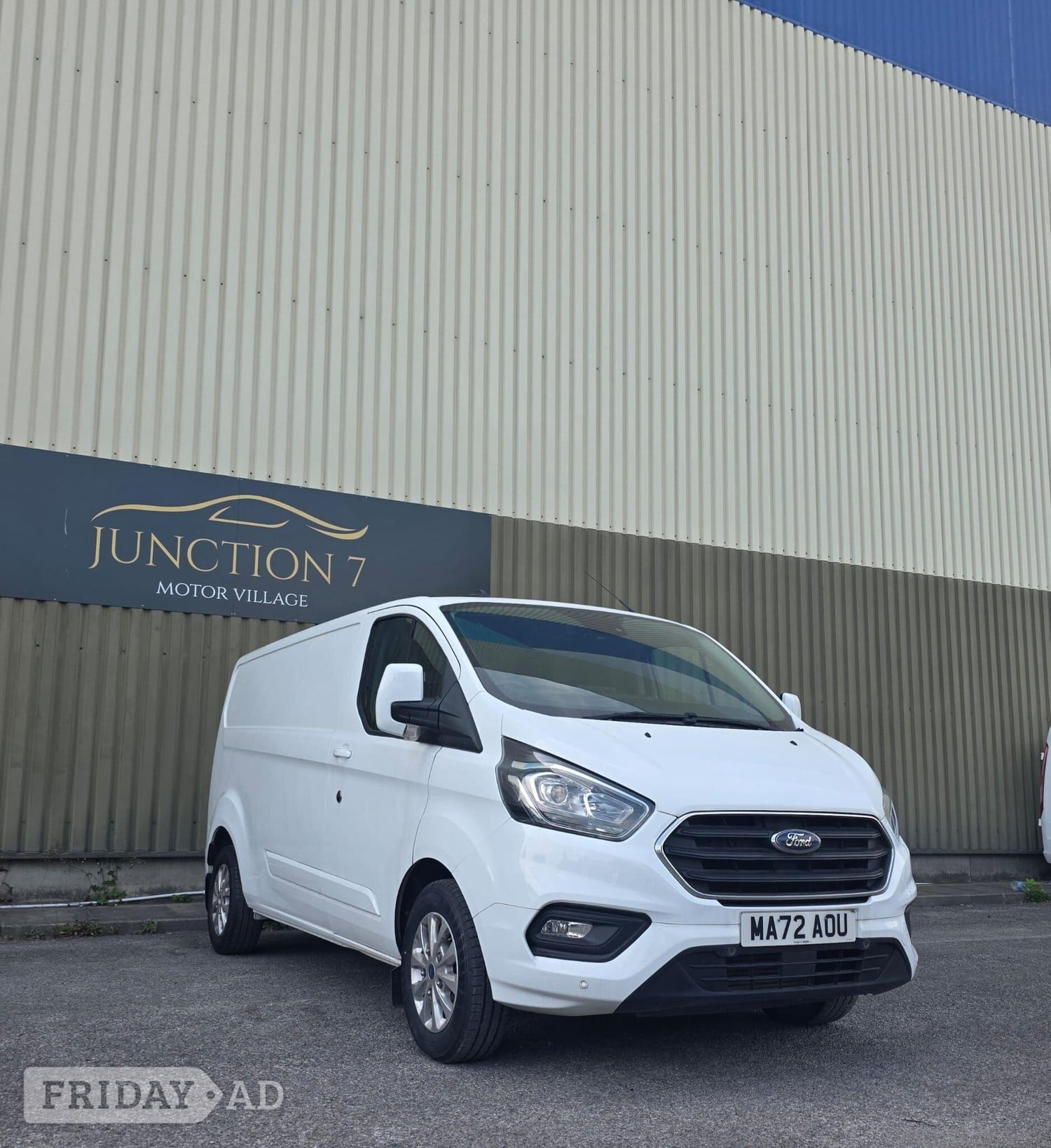 Ford Transit Custom 2022 - Vans & Commercial Vehicles