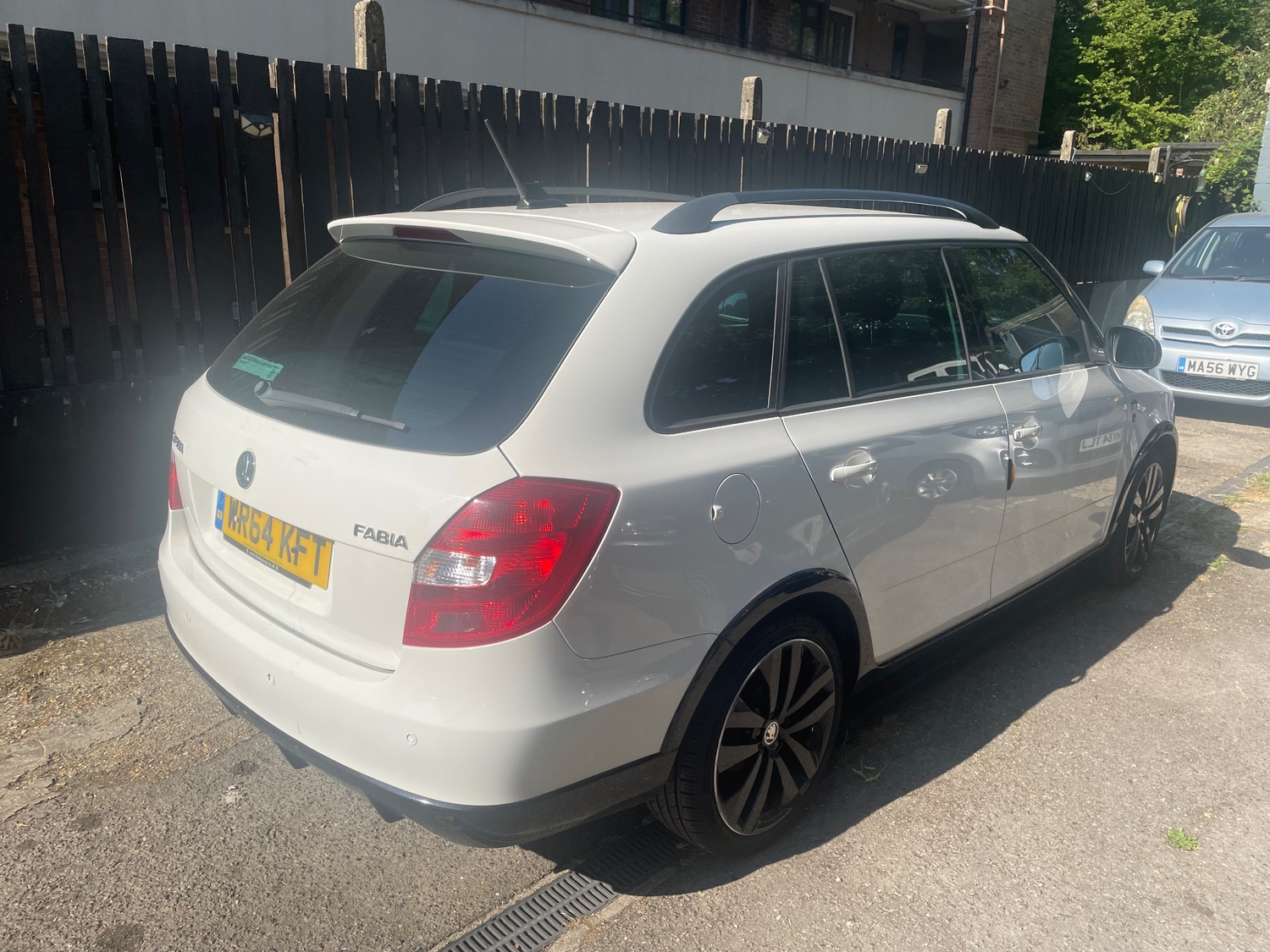 Skoda Fabia 2014 - Cars