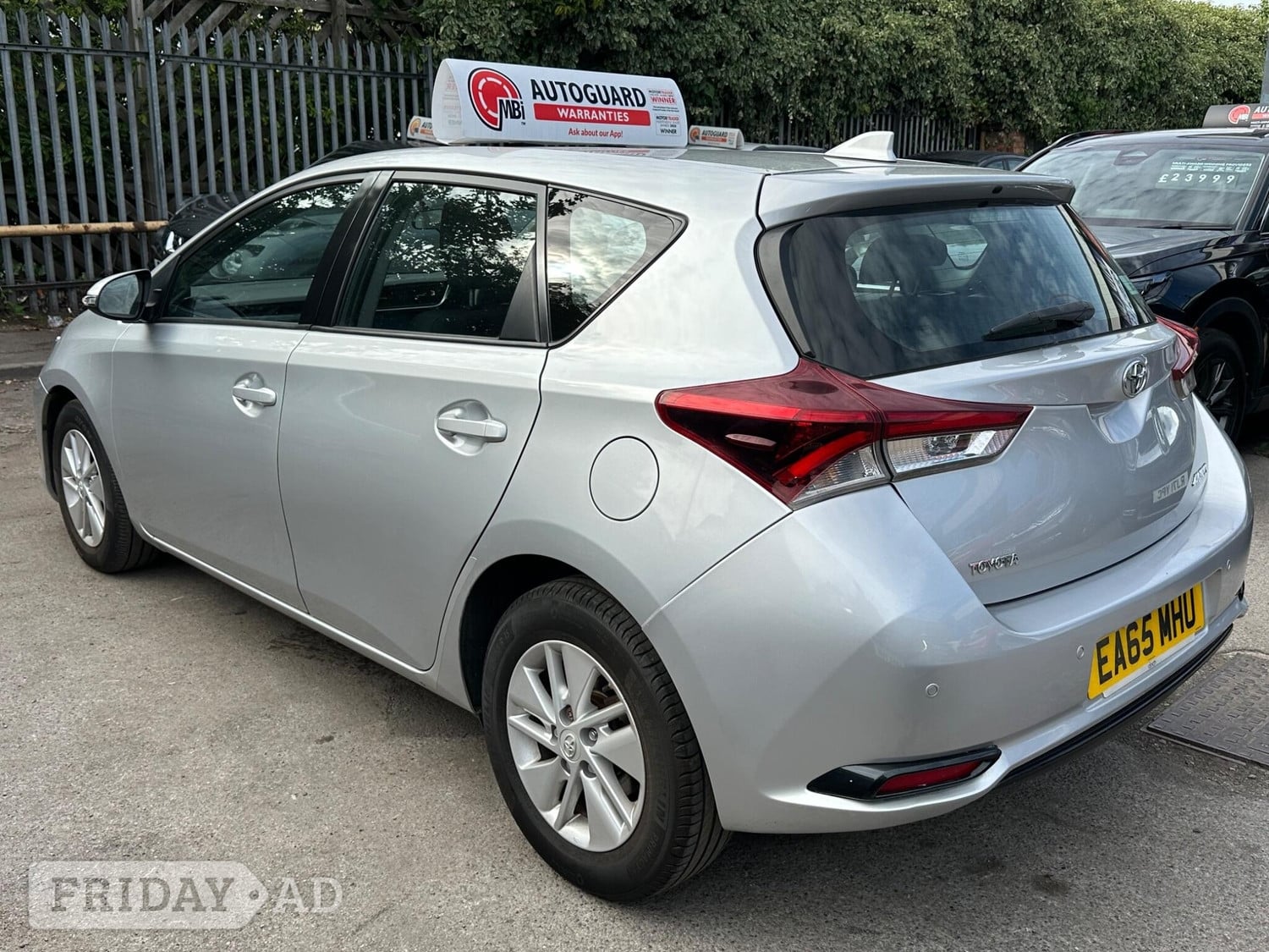 Toyota Auris 2016 - Cars