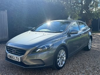 Volvo V40 2015