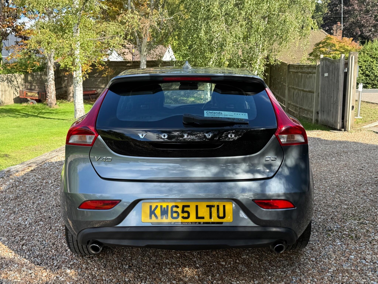 Volvo V40 2015 - Cars