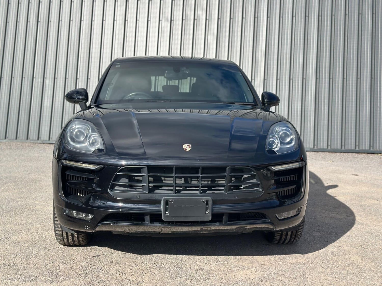 Porsche Macan Farnham
