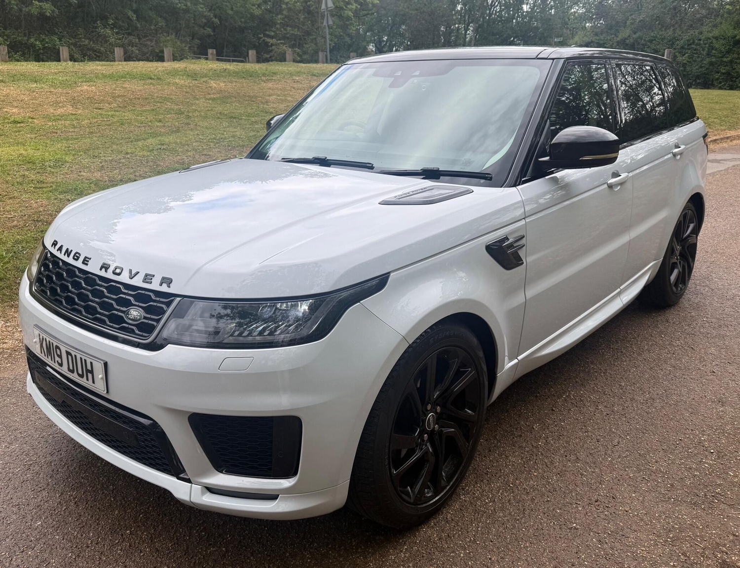 [ berth ]Land Rover Range Rover Sport