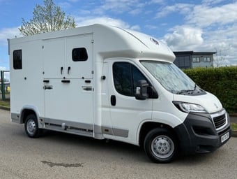 Overlander R240 Raceline Peugeot Horsebox