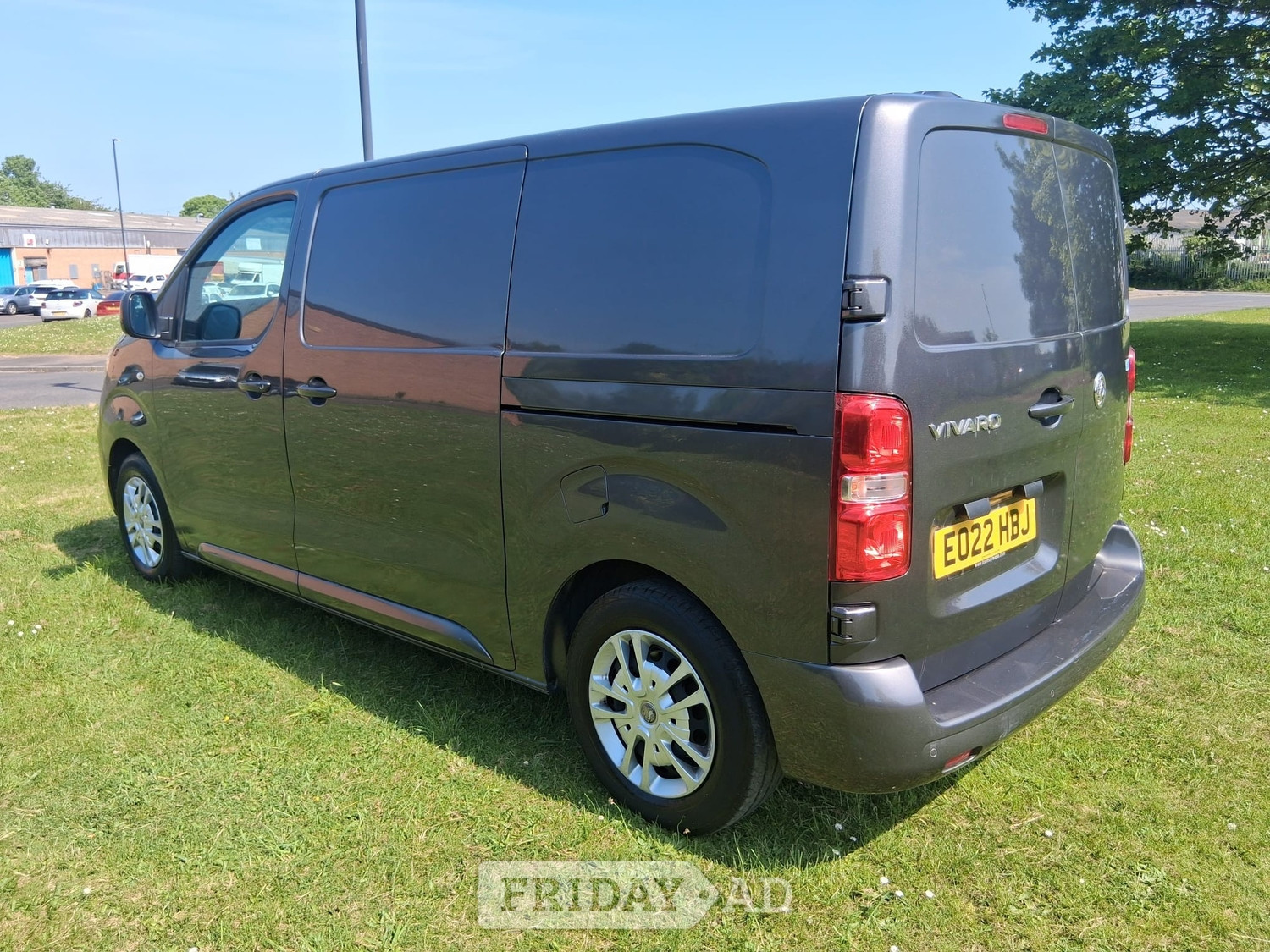 [ berth ]Vauxhall Vivaro