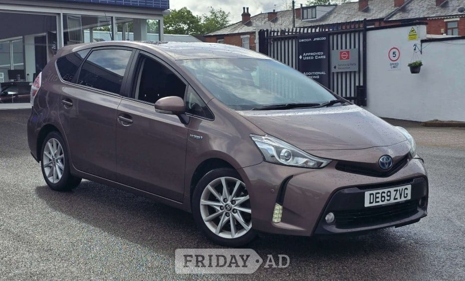 [ berth ]Toyota Prius+