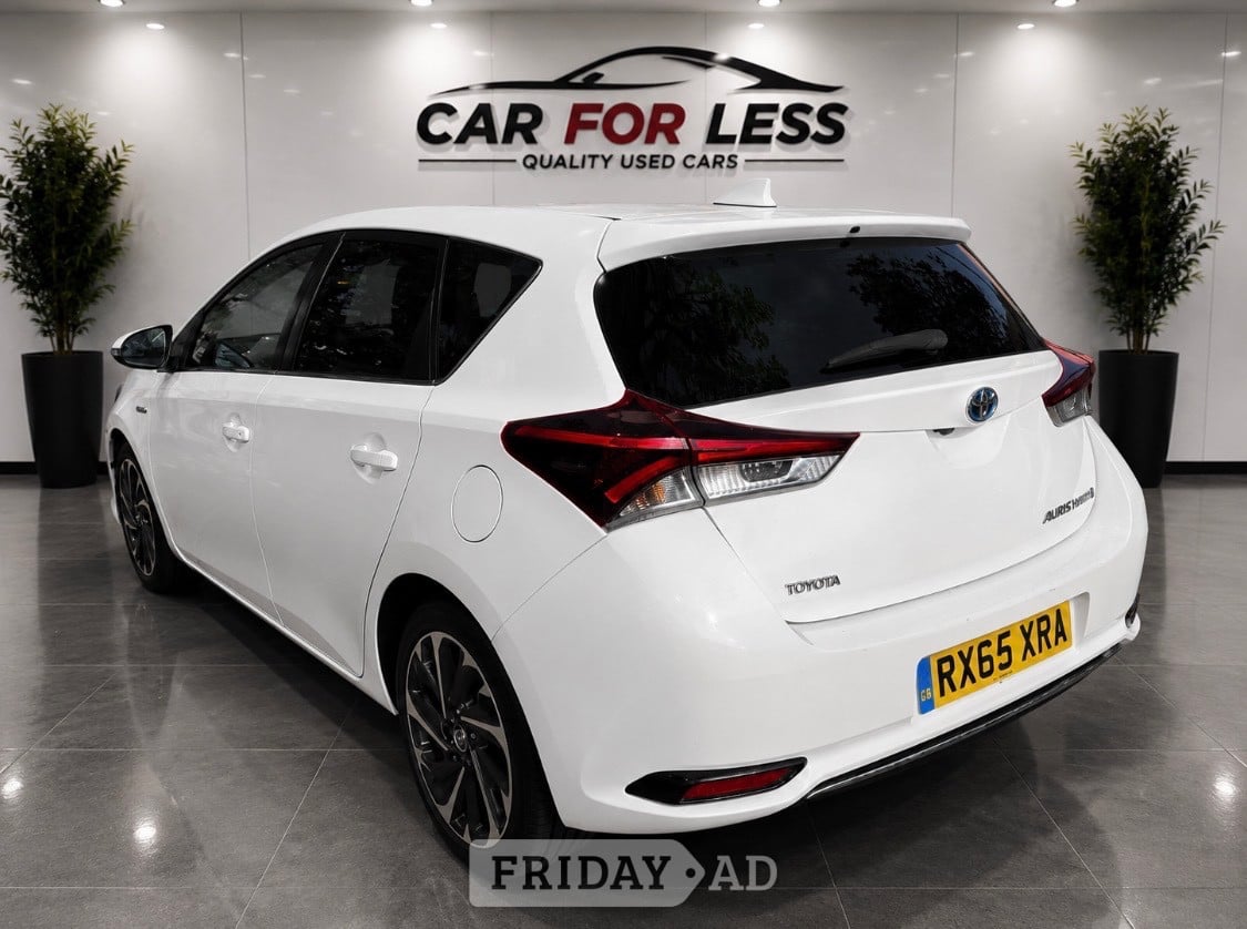 Toyota Auris 2015 - Cars