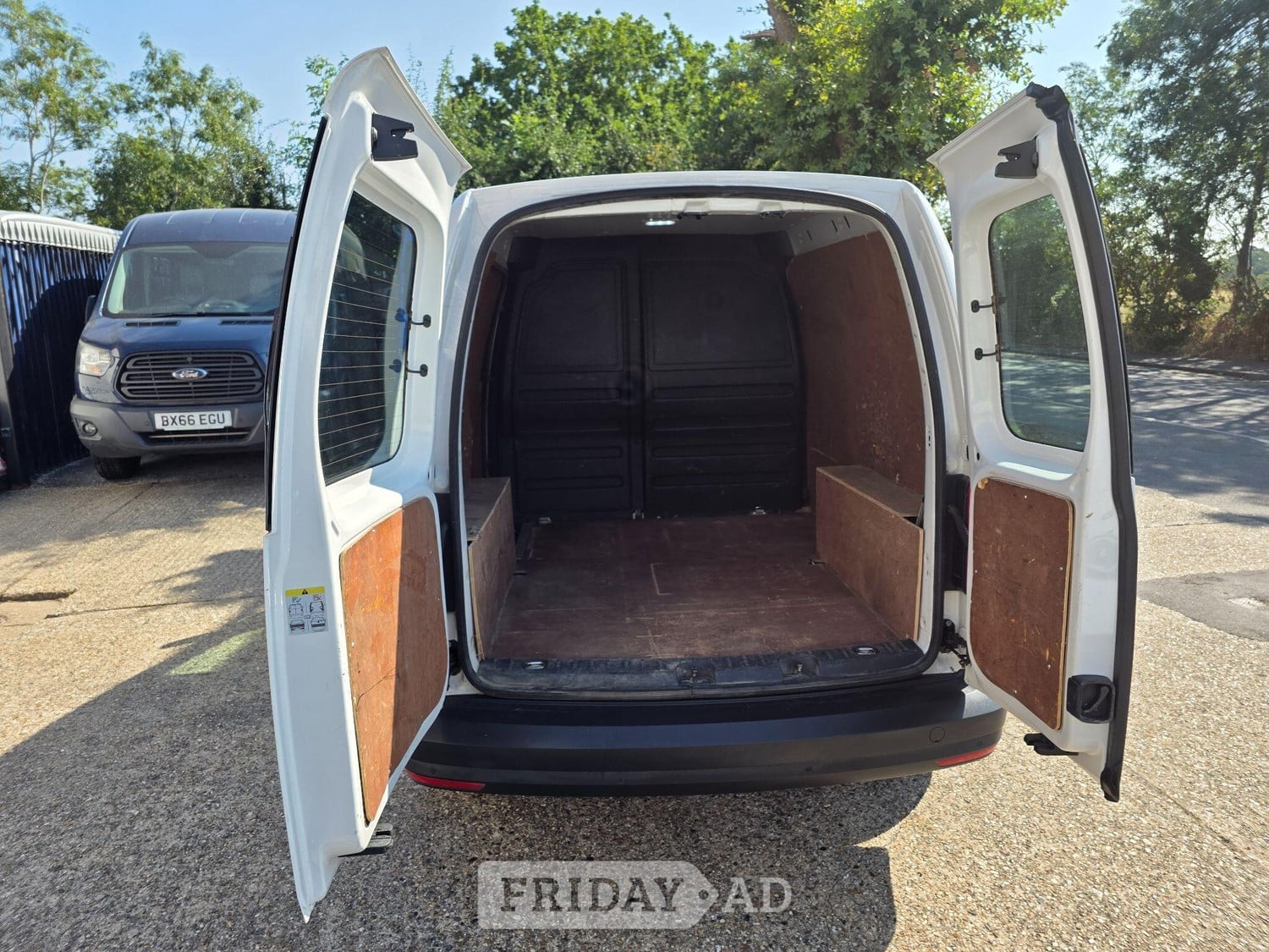 Volkswagen Caddy 2020 - Vans & Commercial Vehicles