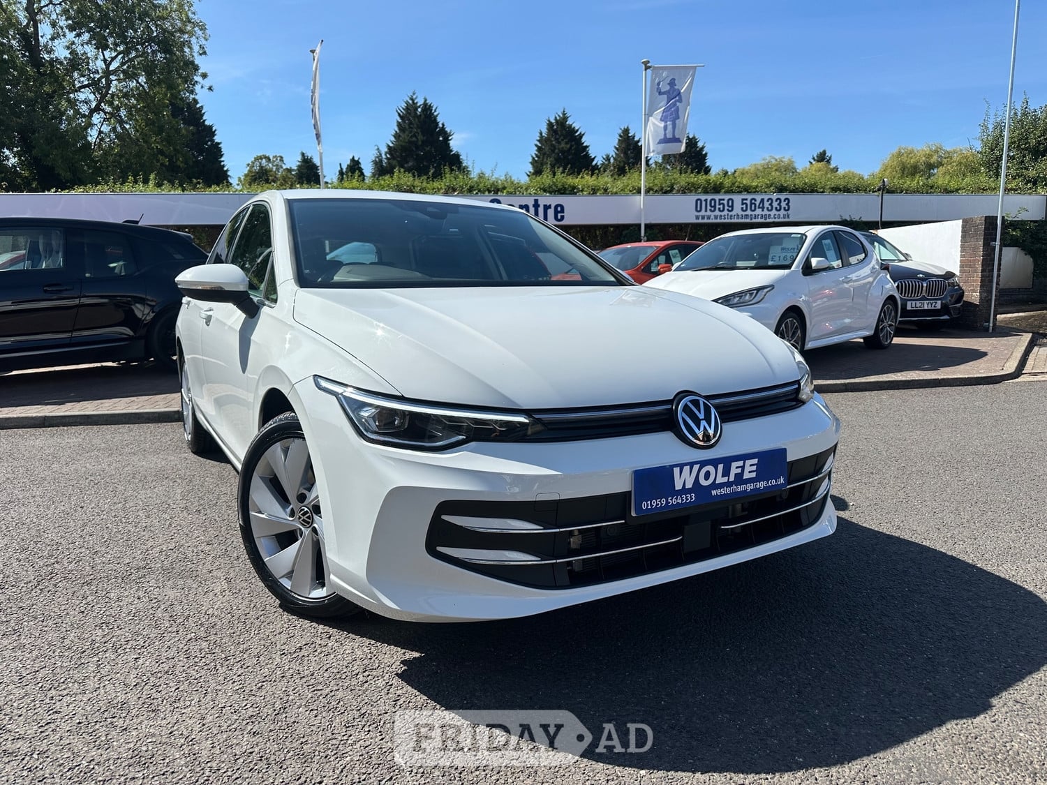 Volkswagen Golf 2024 in Westerham