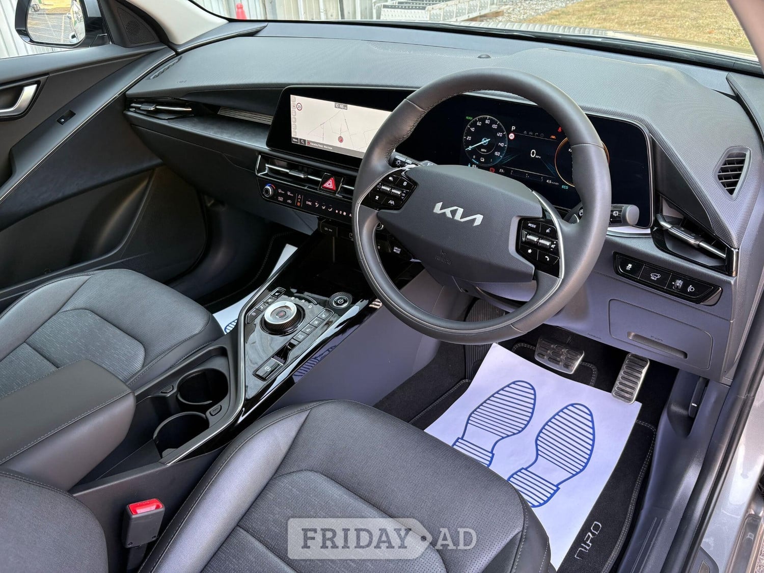 [ berth ]Kia Niro