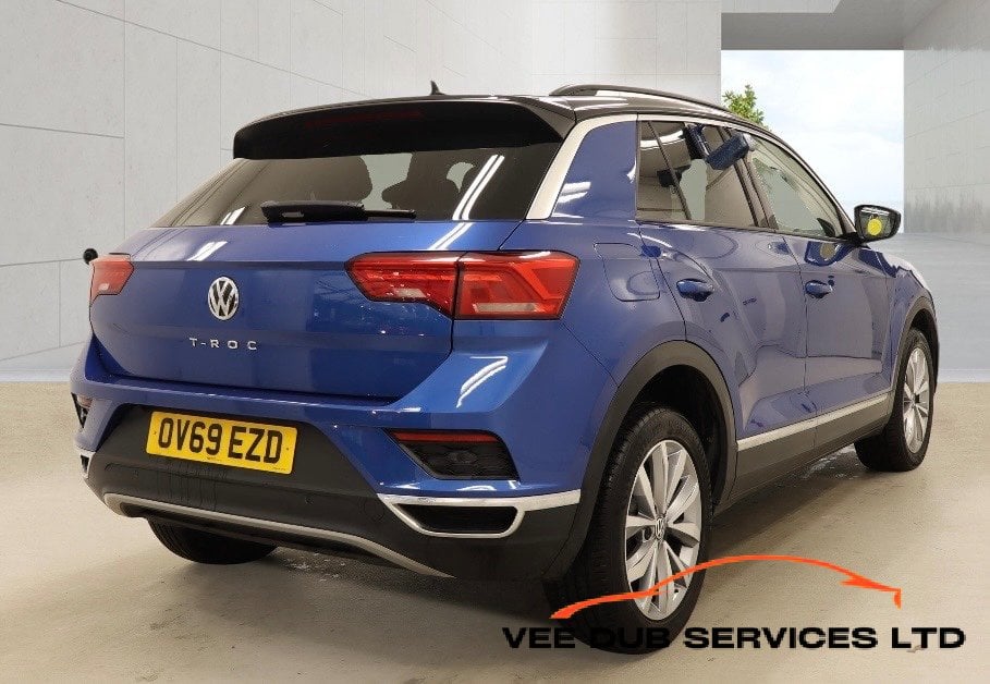 Volkswagen T-Roc 2019 - Cars in Leicester