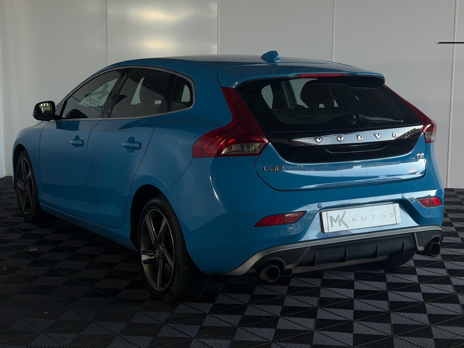 Volvo V40 2014 - Cars in Manchester