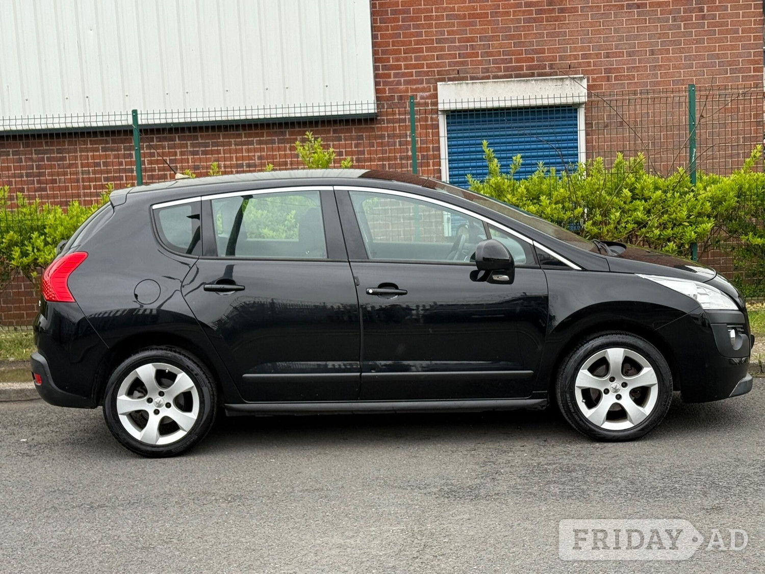 Peugeot 3008 2011 - Cars