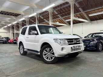 Mitsubishi Shogun 2014