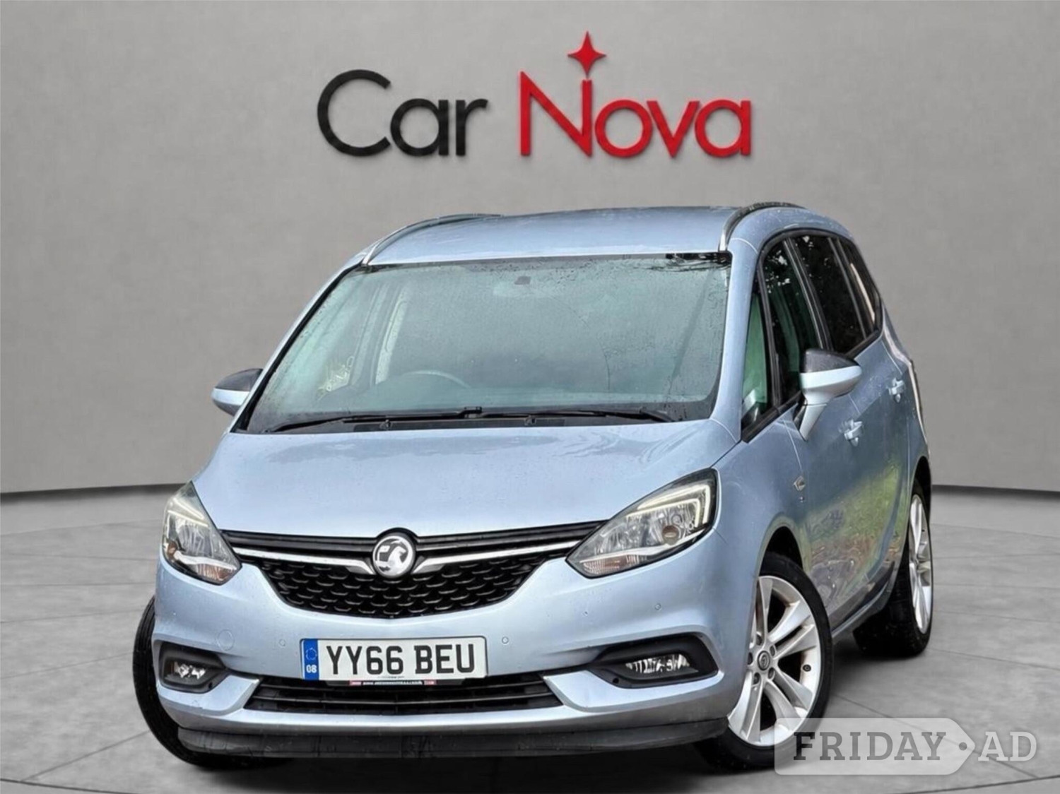 Vauxhall Zafira Tourer 2016 in Staines