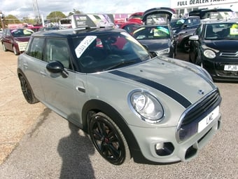 Mini Hatch 2017