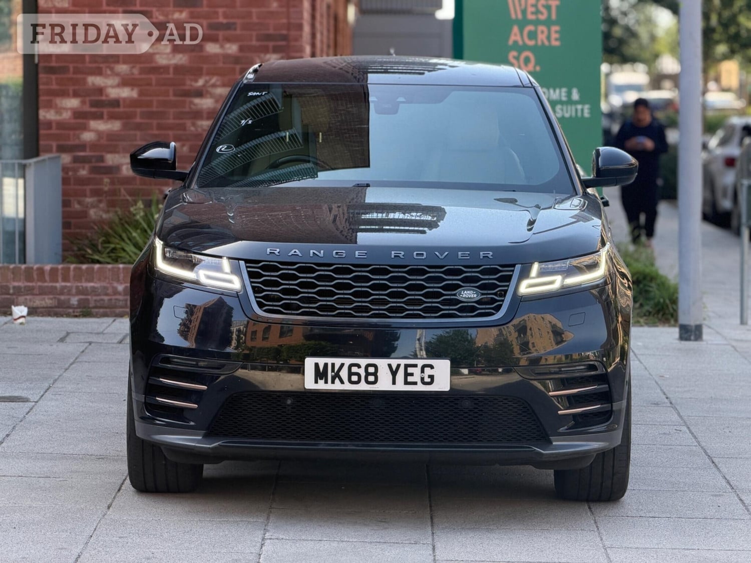 Land Rover Range Rover Velar Staines