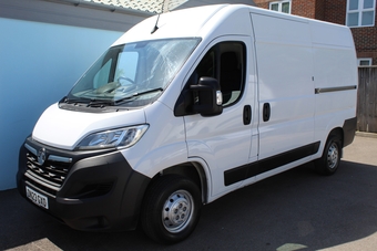 Vauxhall Movano 2023