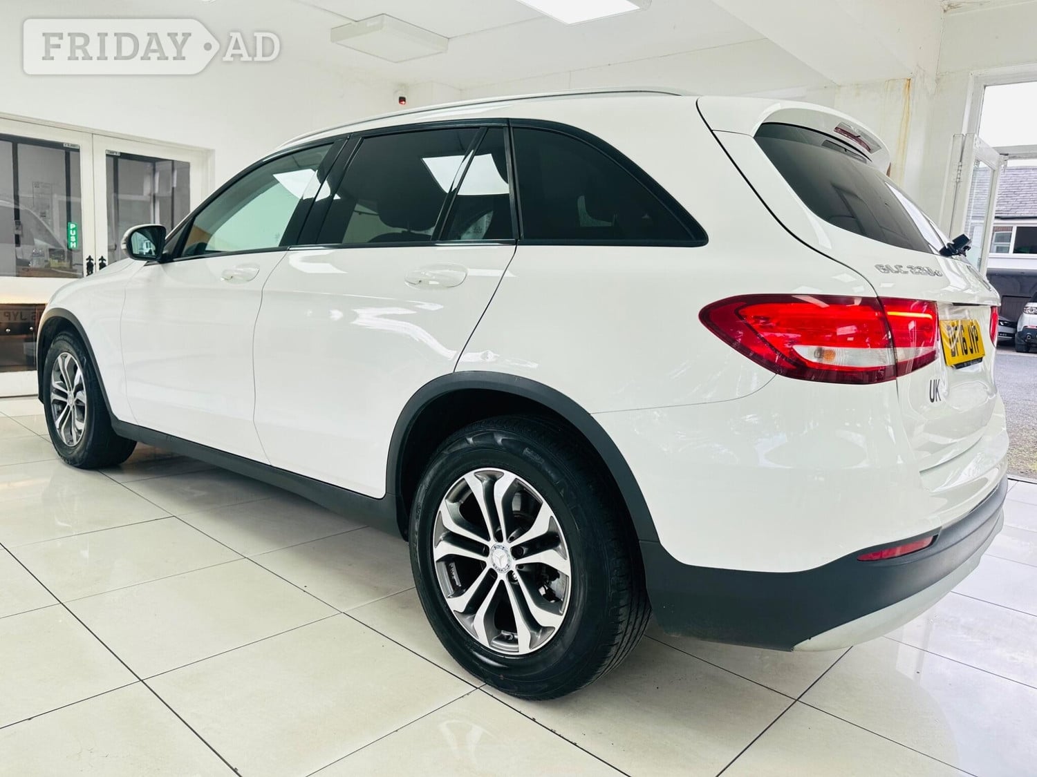 Mercedes-Benz GLC 2016 - Cars