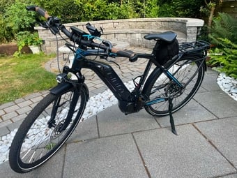 His &amp; Hers E-Bikes GIANT Explorer &amp; Whisper Walk Through + Extras