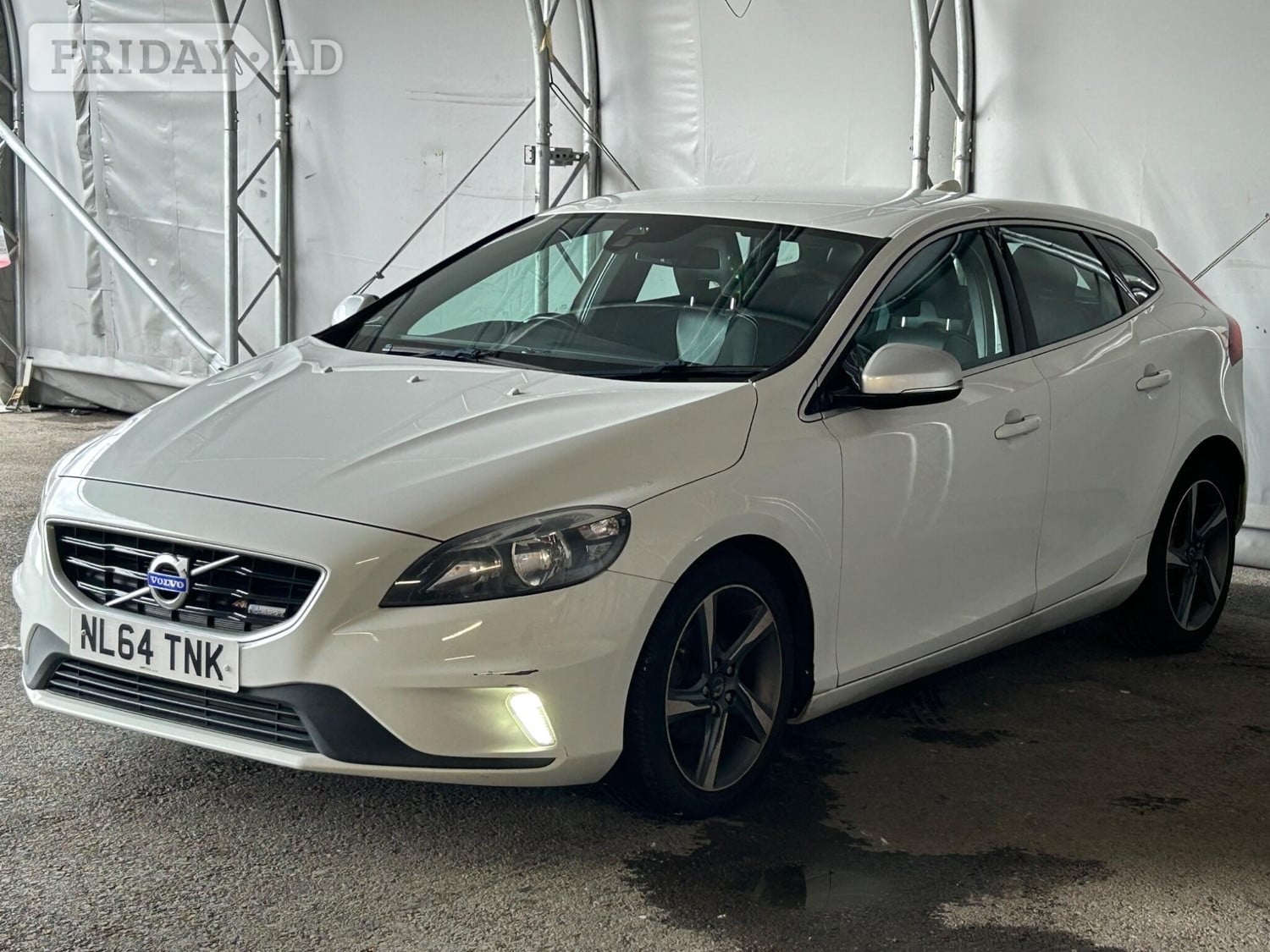 [ berth ]Volvo V40