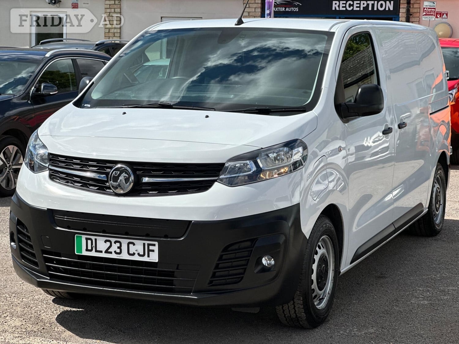 [ berth ]Vauxhall Vivaro
