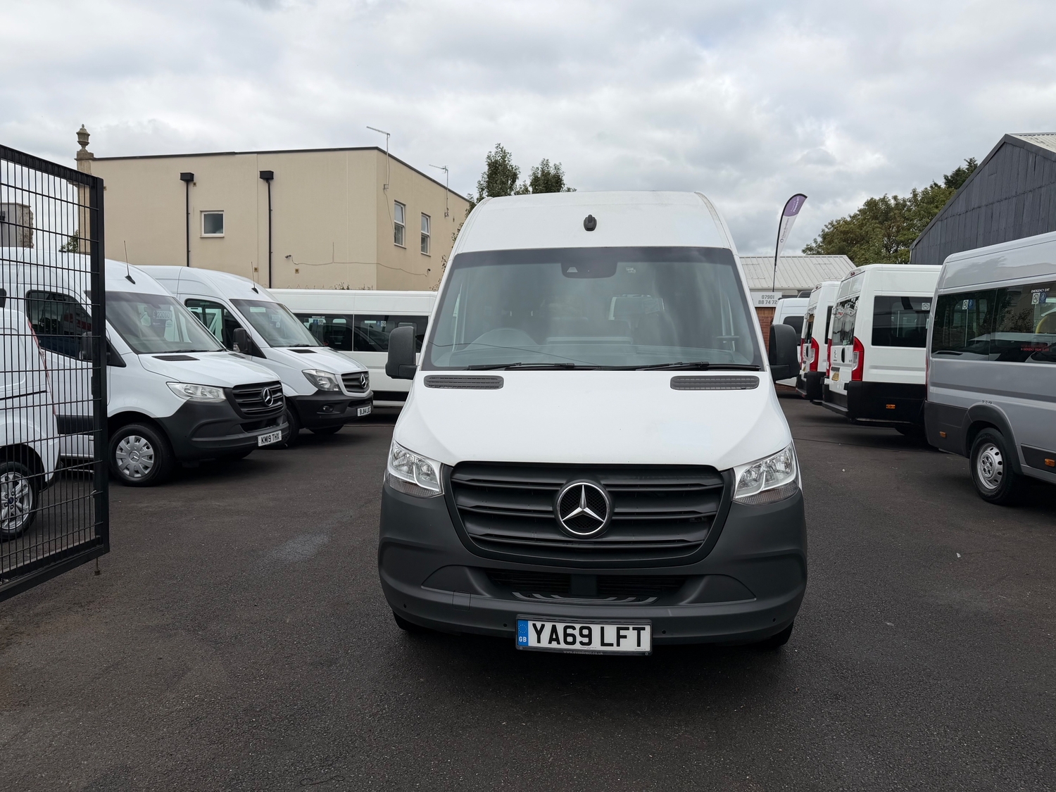 [ berth ]Mercedes-Benz Sprinter