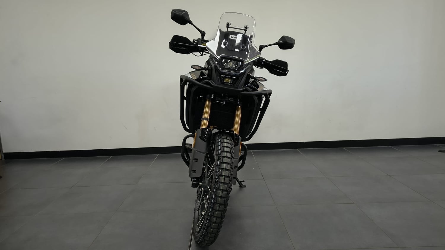 [ berth ]CFMOTO 450MT
