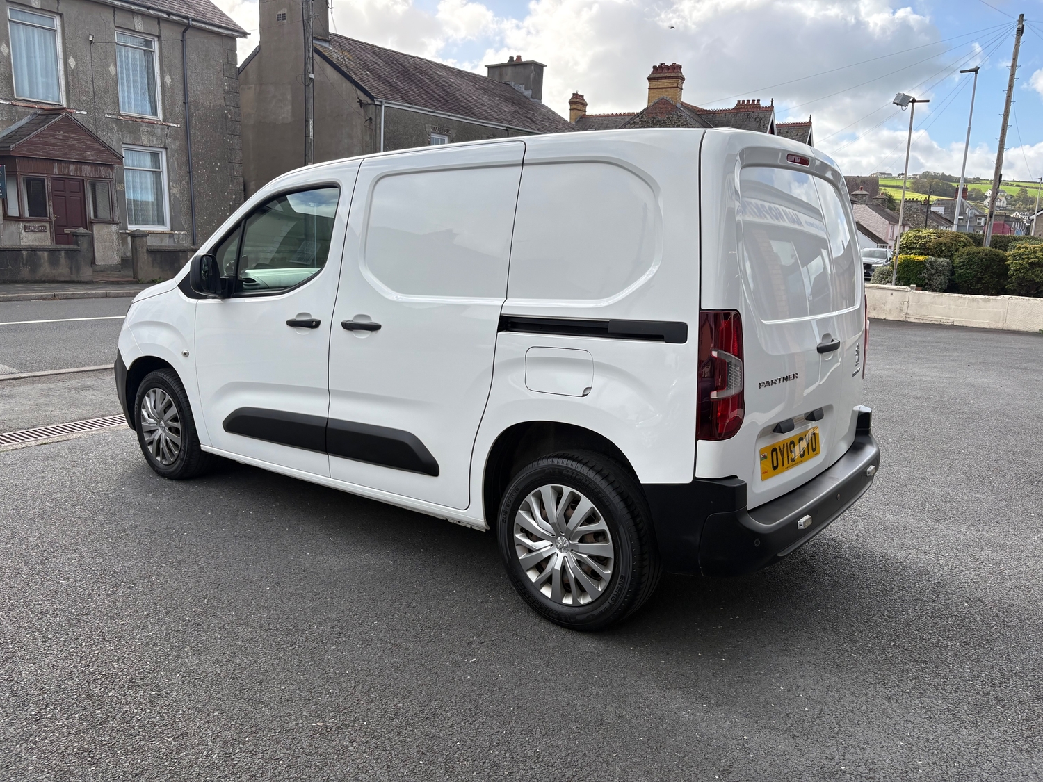 Peugeot Partner 2019 - Vans & Commercial Vehicles