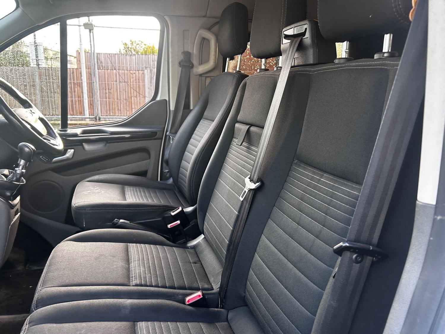 [ berth ]Ford Transit Custom