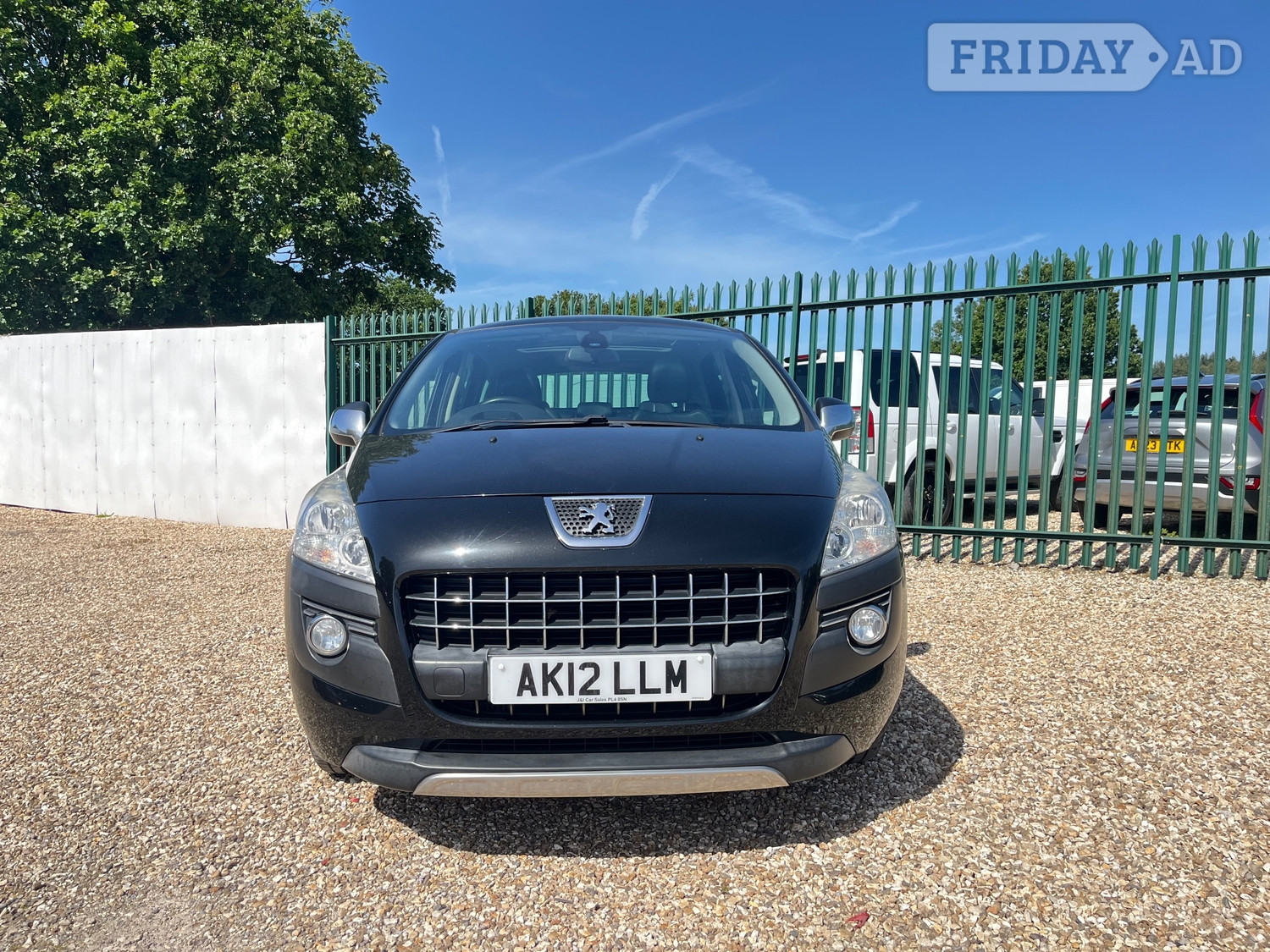 [ berth ]Peugeot 3008