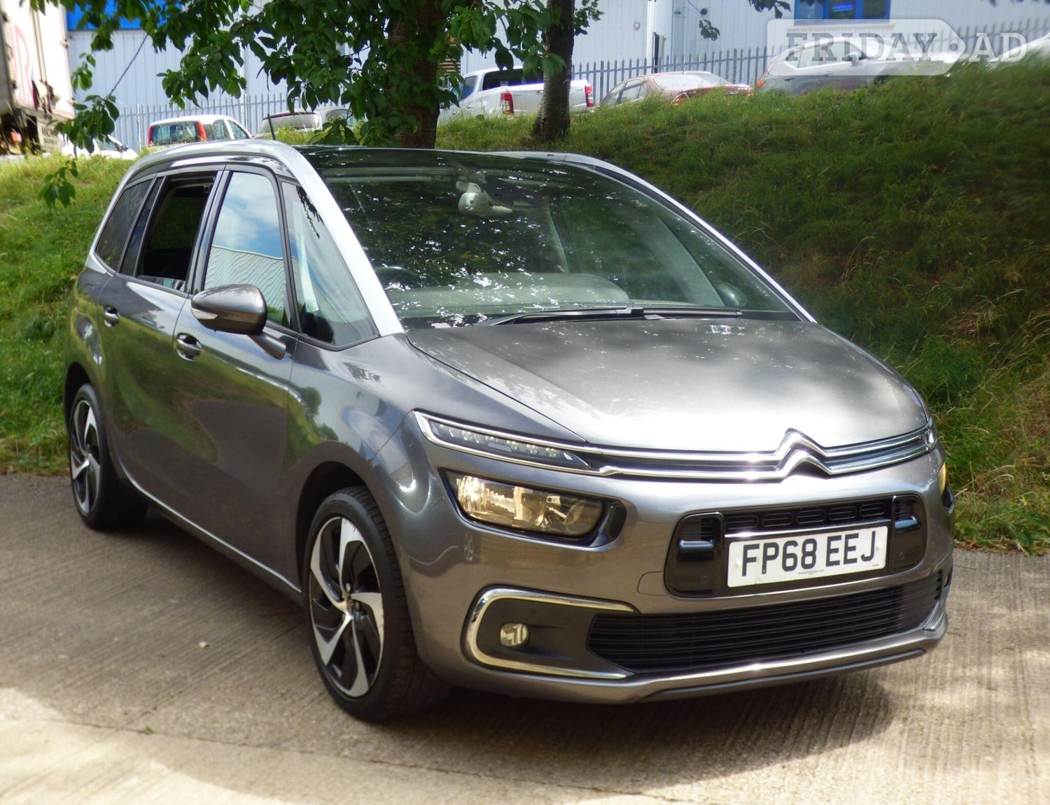 Citroen Grand C4 SpaceTourer 2018 - Cars in Bradford