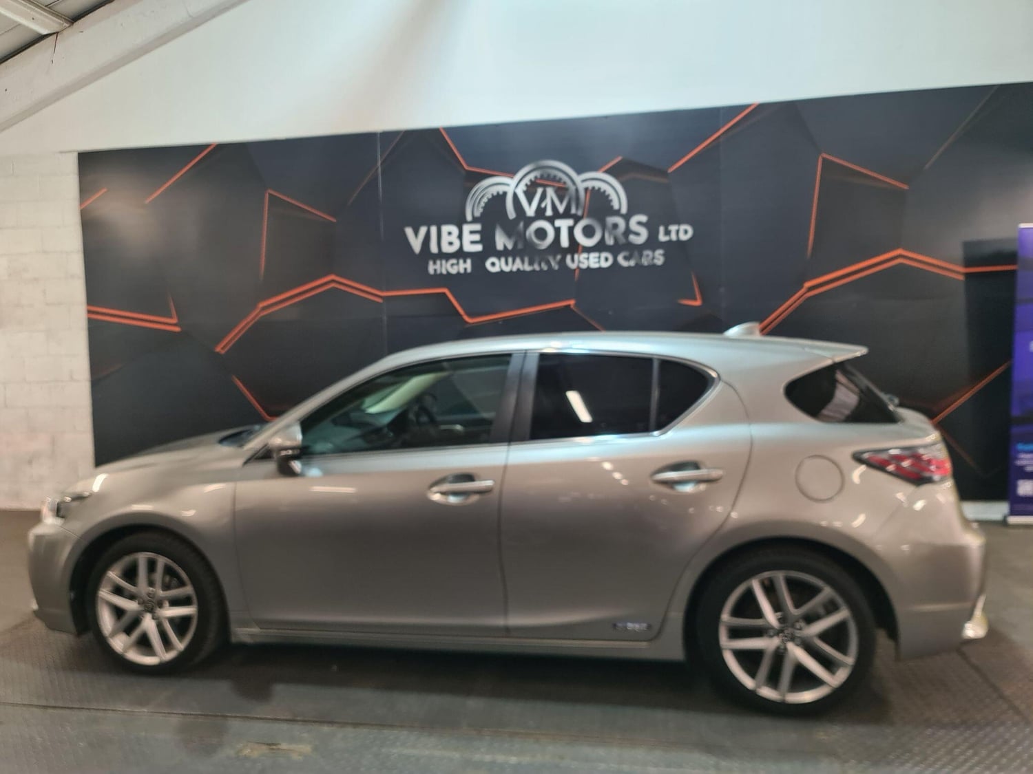 Lexus CT 2015 - Cars in Harrow