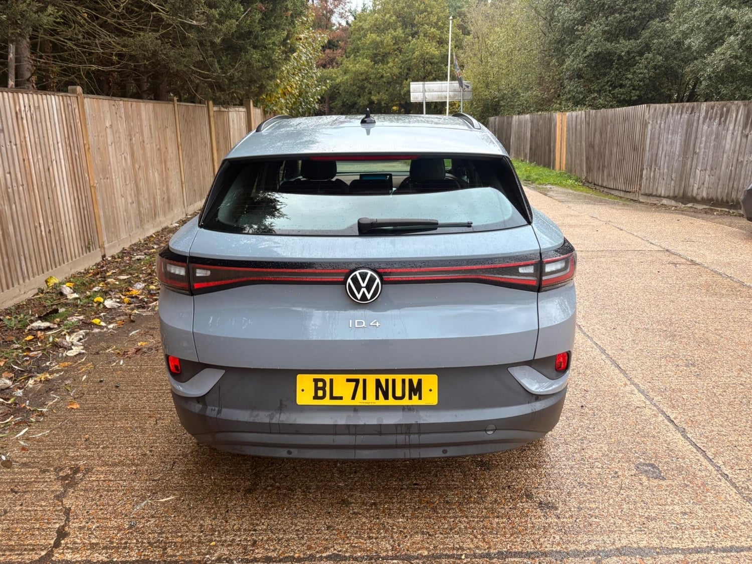 Volkswagen ID.4 2022 - Cars